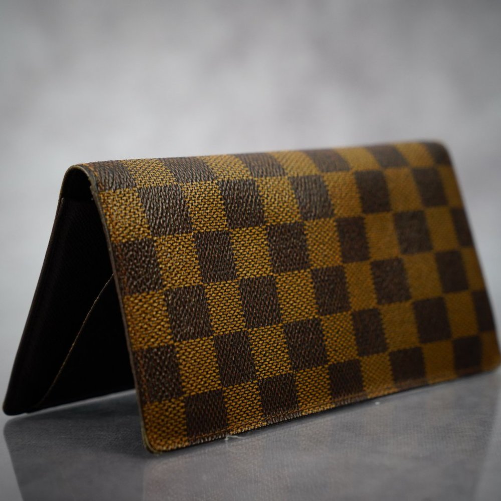 Louis Vuitton Damier Wallet